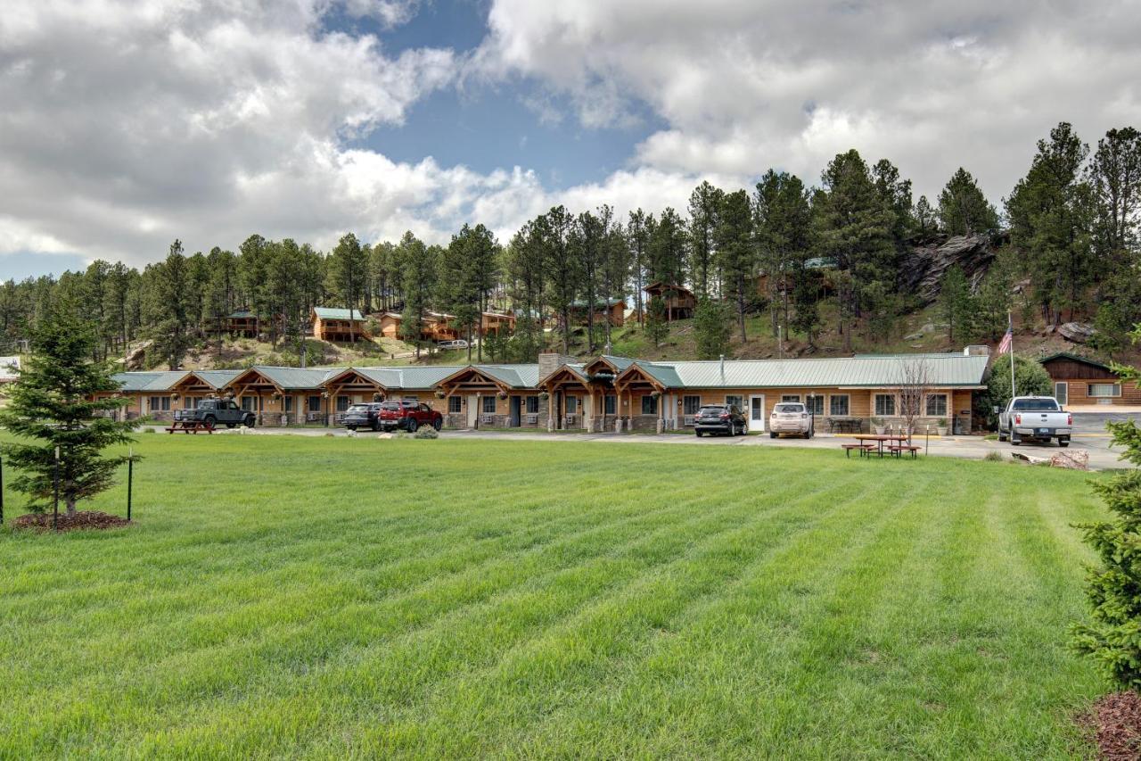 Rock Crest Lodge & Cabins 커스터 외부 사진