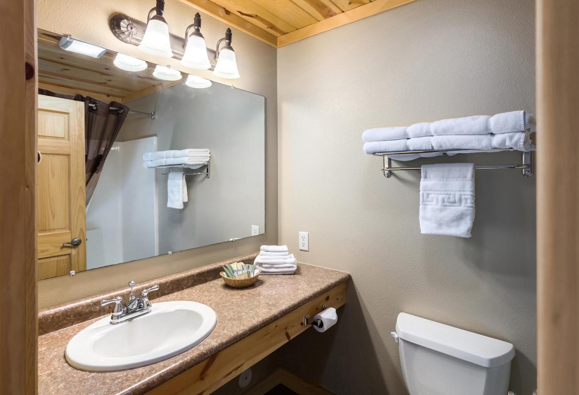 Rock Crest Lodge & Cabins 커스터 외부 사진